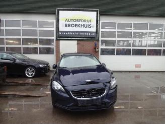 Volvo V-40 V40 (MV), Hatchback 5-drs, 2012 / 2019 2.0 D2 16V picture 1