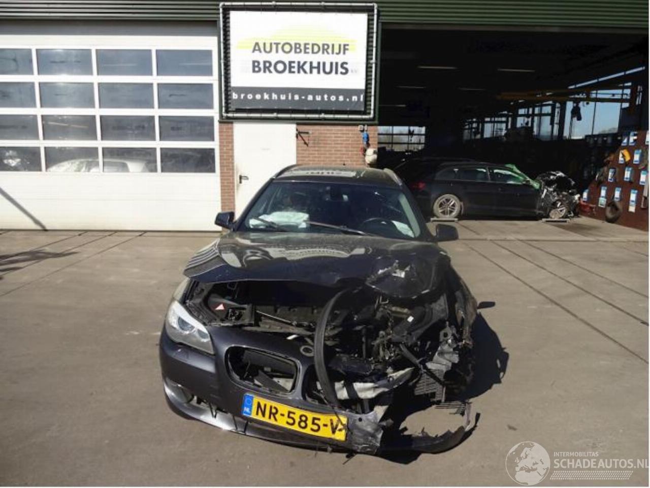 BMW 5-serie 5 serie Touring (F11), Combi, 2009 / 2017 520d 16V