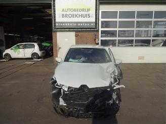 Uttjänta bilar auto Renault Clio Clio IV (5R), Hatchback 5-drs, 2012 0.9 Energy TCE 90 12V 2019/1
