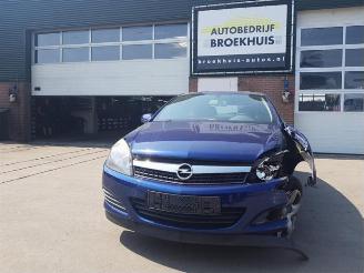 Opel Astra  picture 1