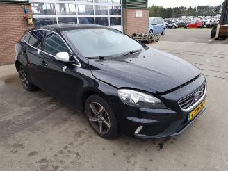 Volvo V-40 V40 (MV), Hatchback 5-drs, 2012 / 2019 2.0 D4 16V picture 3