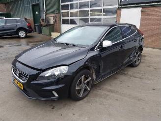 Volvo V-40 V40 (MV), Hatchback 5-drs, 2012 / 2019 2.0 D4 16V picture 2