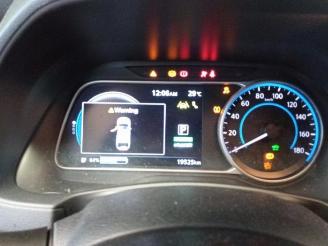 Nissan Leaf Leaf (ZE1), Hatchback, 2017 39/40kWh picture 32