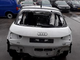 Audi A1 A1 Sportback (8XA/8XF), Hatchback 5-drs, 2011 / 2018 1.0 TFSI Ultra 12V picture 6