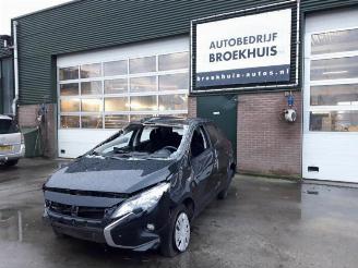 Vrakbiler auto Mitsubishi Space-star Space Star (A0), Hatchback, 2012 1.2 12V 2021/4
