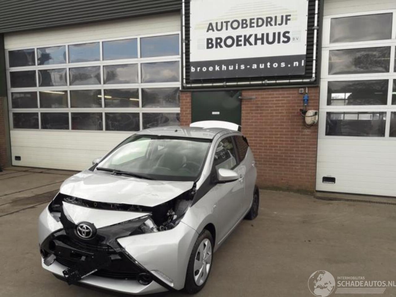 Toyota Aygo Aygo (B40), Hatchback, 2014 1.0 12V VVT-i