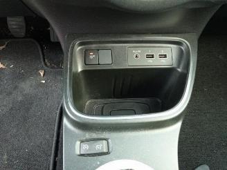 Renault Twingo Twingo III (AH), Hatchback 5-drs, 2014 / 2024 1.0 SCe 75 12V picture 15