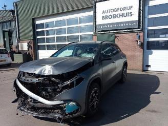 skadebil auto Mercedes EQA EQA (N243), SUV, 2021 250+ 71 kWh 2022/8