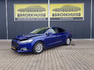krockskadad bil auto Ford Mondeo 1.5 TDCi Titanium 2016/8