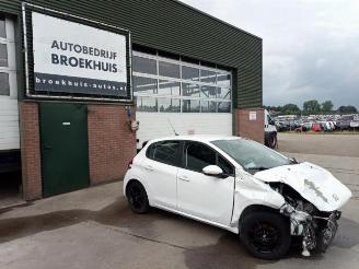  Peugeot 208 208 I (CA/CC/CK/CL), Hatchback, 2012 / 2019 1.2 Vti 12V PureTech 82 2017/7