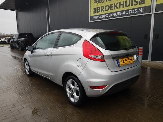 Ford Fiesta 1.25 Titanium picture 8