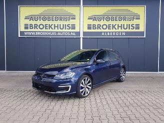 krockskadad bil auto Volkswagen Golf 1.4 TSI GTE 2015/8