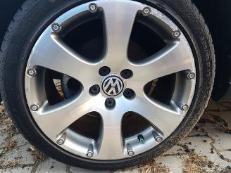 Volkswagen Touran 1.4 TSI Cross Motorschade picture 23