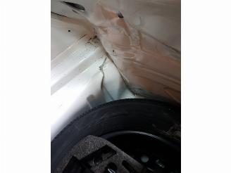 Volkswagen Up! 1.0 BMT take up! picture 12
