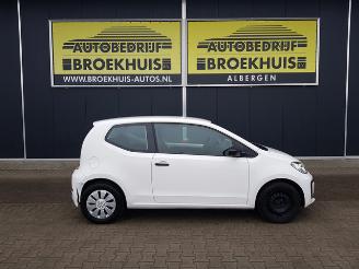 Volkswagen Up! 1.0 BMT take up! picture 4