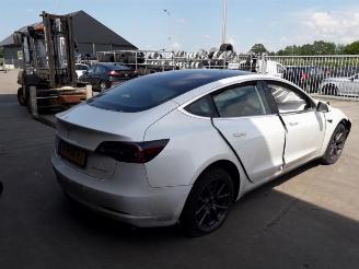 Tesla Model 3 Model 3, Sedan, 2017 Long Range AWD 75 kWh picture 7