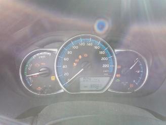 Toyota Yaris Yaris III (P13), Hatchback, 2010 / 2020 1.5 16V Hybrid picture 15