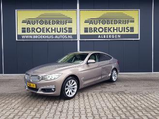 damaged passenger cars BMW 3-serie 320i xDrive High Executive 2013/9