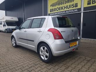 Suzuki Swift 1.3 Exclusive picture 7