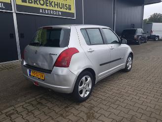 Suzuki Swift 1.3 Exclusive picture 8