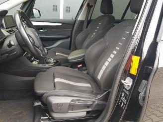 BMW 2-serie Gran Tourer 216d Essential picture 13