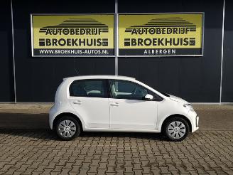 Volkswagen Up! 1.0 BMT move up! picture 4