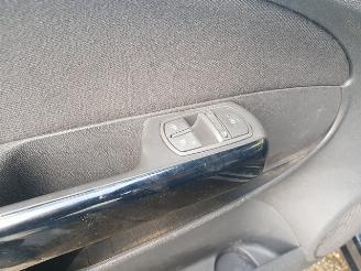 Opel Corsa 1.3 CDTi EcoFlex S/S Cosmo picture 15