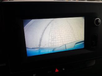 Renault Master T35 2.3 dCi 135 L3H2 Comfort picture 22