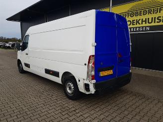 Renault Master T35 2.3 dCi 135 L3H2 Comfort picture 7