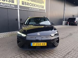 MG MG5 Standard Range Luxury 50 kWh picture 3