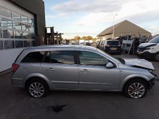 Opel Astra Astra H SW (L35), Combi, 2004 / 2014 1.8 16V picture 2