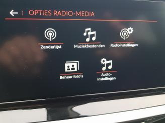 Peugeot 2008 1.2 PureTech Allure Pack picture 19