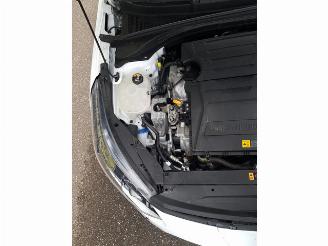 Kia Ceed 1.6 GDI PHEV DynamicPlusLine picture 13