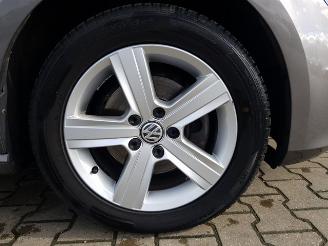 Volkswagen Golf 1.6 TDI Highline picture 21