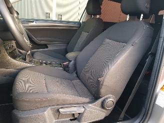 Volkswagen Golf 1.2 TSI Trendline picture 13