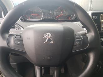 Peugeot 208 1.0 VTi Active picture 16