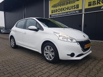 Peugeot 208 1.0 VTi Active picture 6