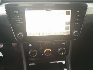 Skoda Superb Combi 1.4 TSI ACT Ambition Business picture 28