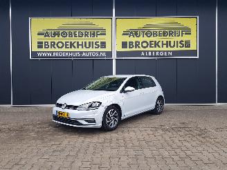 krockskadad bil auto Volkswagen Golf 1.6 TDI Comfortline SOUND-Edition 2018/1