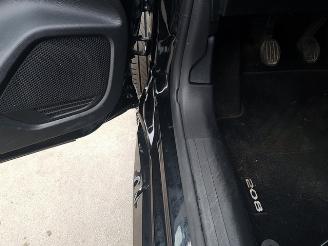 Peugeot 208 1.2 PureTech Active Pack picture 15