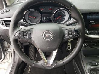 Opel Astra 1.6 CDTI Business+ picture 14