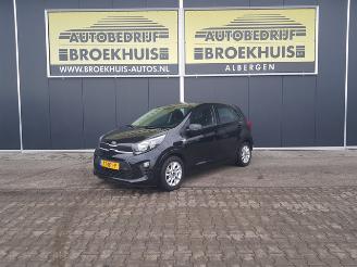 skadebil auto Kia Picanto 1.0 CVVT EconomyPlusLine 2018/10