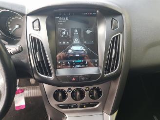 Ford Focus 1.0 EcoBoost Trend picture 14