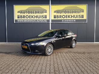 skadebil auto Mitsubishi Lancer Sportback 1.6 Edition Two 2011/10