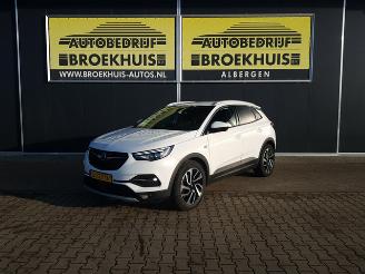 Unfallwagen Opel Grandland 1.2 Turbo Business Executive 2019/12