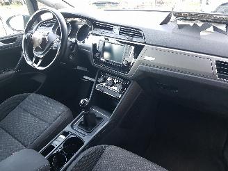 Volkswagen Touran 1.2 TSI Comfortline 7p picture 17