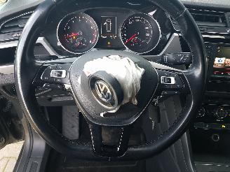 Volkswagen Touran 1.2 TSI Comfortline 7p picture 18