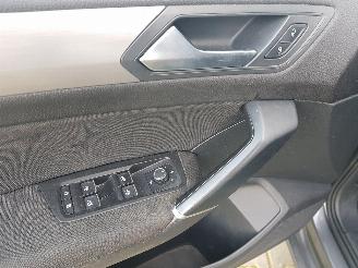 Volkswagen Touran 1.2 TSI Comfortline 7p picture 22