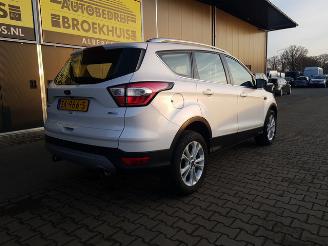 Ford Kuga 1.5 EcoBoost Titanium picture 8