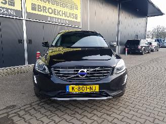 Volvo Xc-60 2.0 D3 FWD Ocean Race picture 3